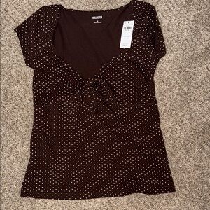 Hollister Dark Brown Polka Dot Short Sleeve Top